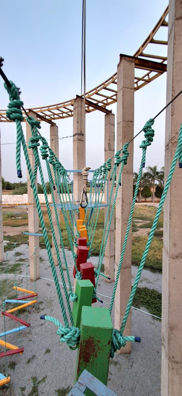 Giant Pendulum Swing