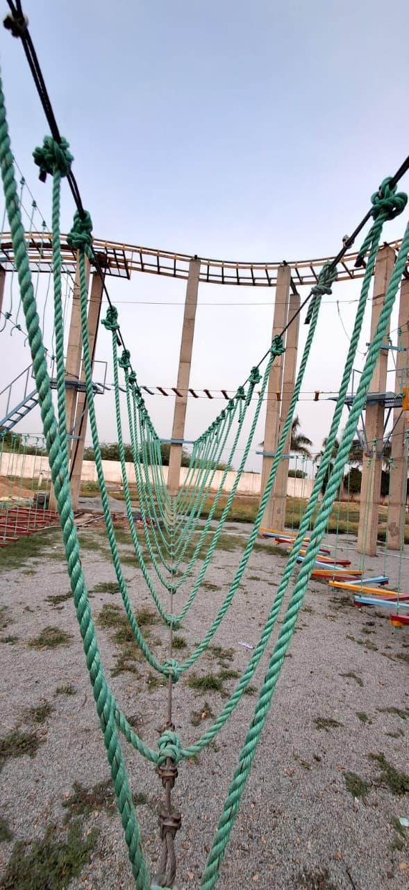 Tyre Wall Climbing